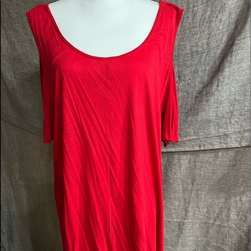Nygard red peek a boo sleeve size XL